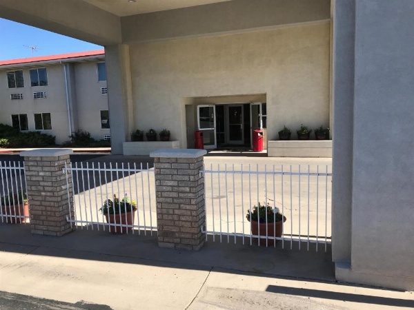 Americas Best Value Inn Cedar City image 15
