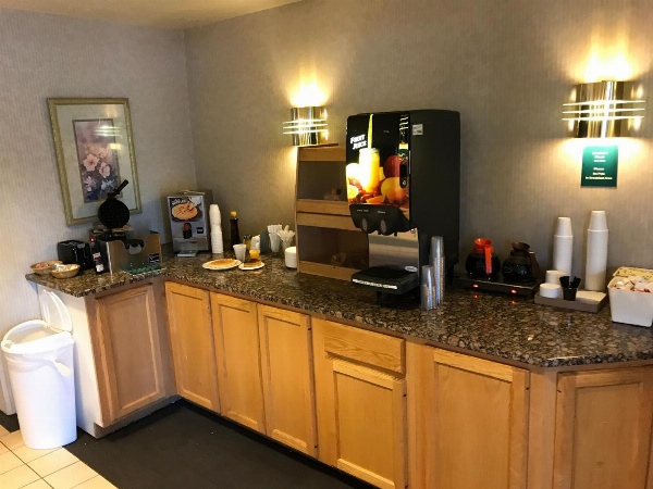 Americas Best Value Inn Cedar City image 7